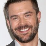 ชาร์ลี เวเบอร์ (Charlie Weber)