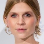 เคลมองซ์ โพเอซี (Clémence Poésy)