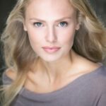 คลีเมนไทน์ นิโคลสัน (Clementine Nicholson)