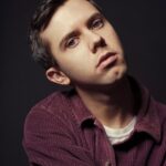 โคล เอสโคล่า (Cole Escola)