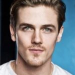 เครก อาร์โนลด์ (Craig Arnold)