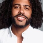 เดวิด ดิกส์ (Daveed Diggs)