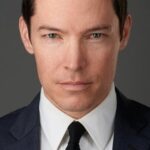 เดวิด เอส. โฮแกน (David S. Hogan)