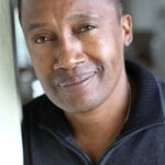 เดอโวโรซ์ ไวท์ (De'voreaux White)