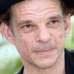 เดนิส ลาวองต์ (Denis Lavant)