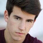 เดเร็ค แบรนดอน (Derek Brandon)