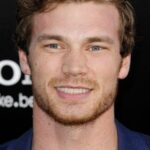 เดเร็ค เทเลอร์ (Derek Theler)
