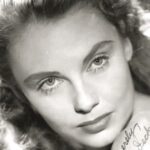 ไดอาน่า เด็คเกอร์ (Diana Decker)