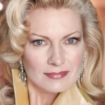 ไดอาน่า สการ์วิด (Diana Scarwid)