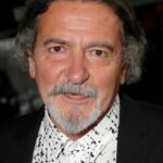 ดอน โนเวลโล (Don Novello)