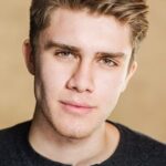 โดนัลด์ แม็คเคลน จูเนียร์ (Donald MacLean Jr.)