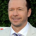 ดอนนี่ วอห์ลเบิร์ก (Donnie Wahlberg)