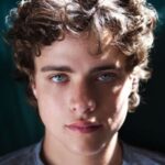 ดักลาส สมิธ (Douglas Smith)