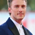 ดรูว์ สตาร์กี้ (Drew Starkey)