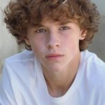 ดีแลน ฮอฟแมน (Dylan Hoffman)