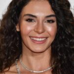 อิบรู ชาฮิน (Ebru Şahin)