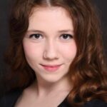 เอเซ ยูคเซล (Ece Yüksel)