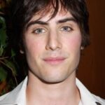 เอ็ดมันด์ เอนติน (Edmund Entin)