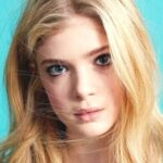 เอเลน่า คัมปูริส (Elena Kampouris)