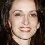 เอลิซา ชไนเดอร์ (Eliza Schneider)