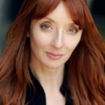 เอลิซาเบธ เบอร์ริงตัน (Elizabeth Berrington)