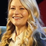เอมิลี่ เดอ ราวิน (Emilie de Ravin)