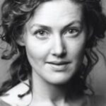 เอ็มม่า คลีสบี้ (Emma Cleasby)