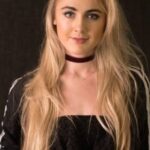 เอ็มม่า โฮลเซอร์ (Emma Holzer)