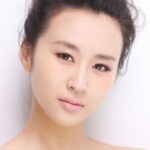 เอริก้า เซี่ยโหว (Erica Xia-Hou)