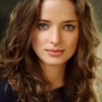 เอริก้า คาร์ (Erika Kaar)