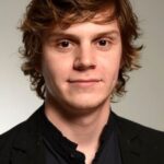 เอวาน ปีเตอร์ส (Evan Peters)