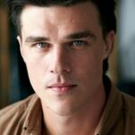 ฟินน์ วิททร็อค (Finn Wittrock)