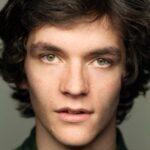 ฟินน์ ไวท์เฮด (Fionn Whitehead)