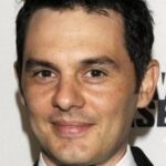 เฟร็ด อีวานุอิค (Fred Ewanuick)