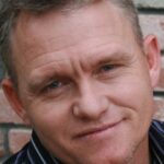 เฟรดดี้ โจ ฟาร์นส์เวิร์ธ (Freddie Joe Farnsworth)