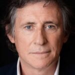 กาเบรียล เบิร์น (Gabriel Byrne)