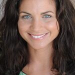 จอร์จี้ คิดเดอร์ (Georgie Kidder)