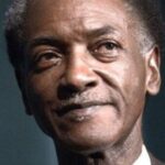 กิลเบิร์ต อาร์. ฮิลล์ (Gilbert R. Hill)