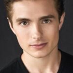 จีโน่ อานาเนีย (Gino Anania)