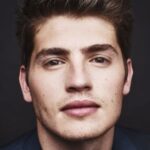 เกร็ก ซัลกิน (Gregg Sulkin)