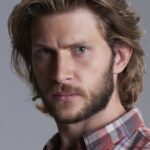 เกรย์สตัน โฮลท์ (Greyston Holt)