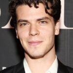 กัส ฮาลเปอร์ (Gus Halper)