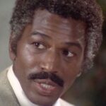 ฮาริ โรดส์ (Hari Rhodes)