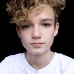 แฮร์รี่ แมคมิลแลน-ฮันท์ (Harry McMillan-Hunt)