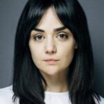 เฮลีย์ สไควร์ส (Hayley Squires)