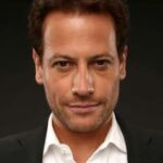 เอียน กรัฟฟัดด์ (Ioan Gruffudd)