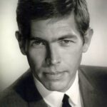 เจมส์ โคเบิร์น (James Coburn)