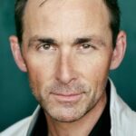 เจมส์ แพทริค สจ๊วต (James Patrick Stuart)