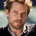 เจมส์ ทัปเปอร์ (James Tupper)