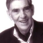 เจมส์ วิลเลียร์ส (James Villiers)